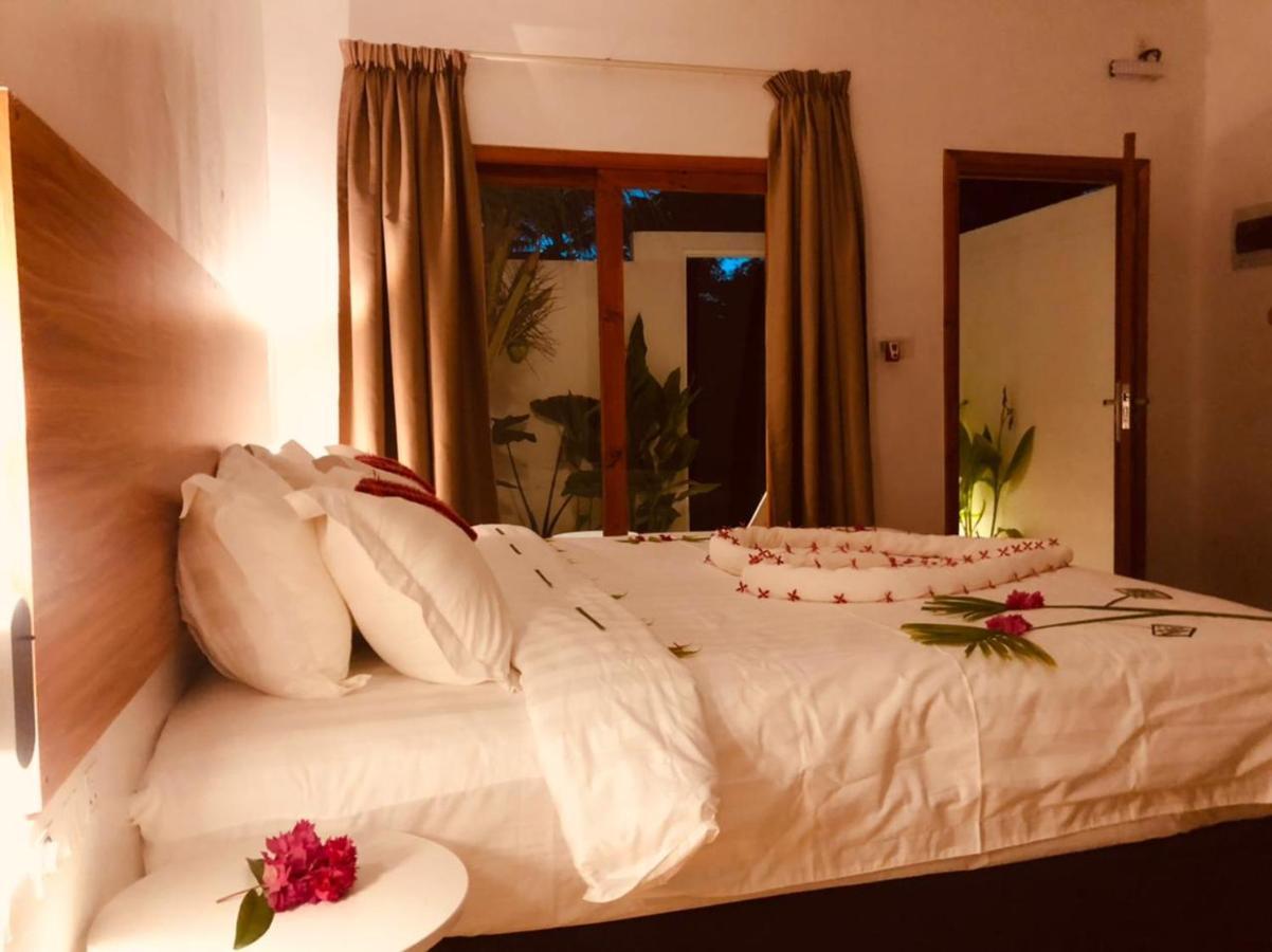 Hotel Dacha Thoddoo Esterno foto